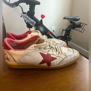 Men’s golden goose shoes. Size 43. Worn quite a bit and definitely used.